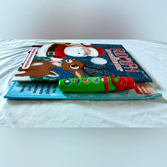 Rudolph the Red-Nosed Reindeer Flashlight Adventure Sound Book – Play-a-Sound - Picture 4 of 7